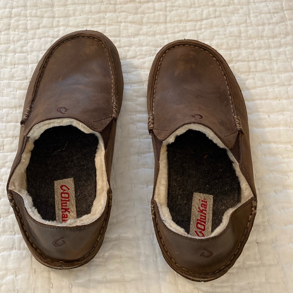 Olukai shoes size 41